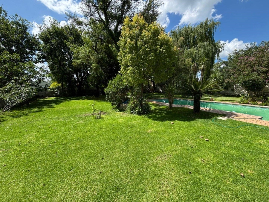 5 Bedroom Property for Sale in Parys Free State